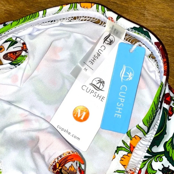 Cupshe floral bikini bottoms new with tags - Picture 3 of 6